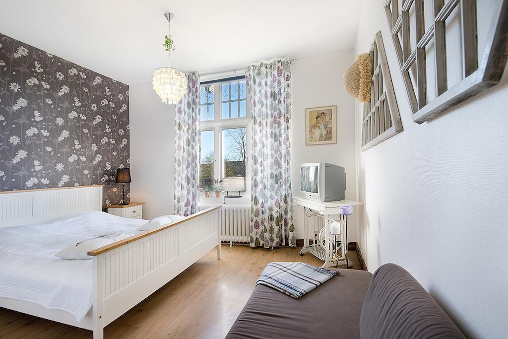 Hotell Aina Kvissleby Екстериор снимка